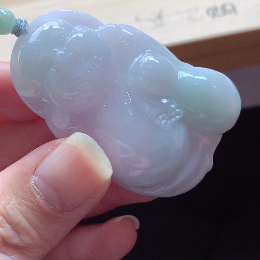 翡翠颈饰未镶嵌吊坠