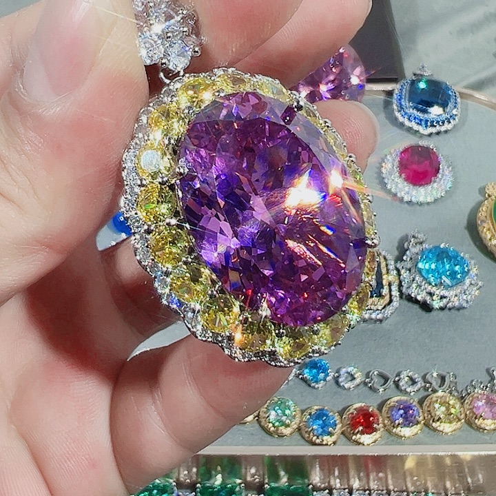 非金属红色蓝色满镶嵌