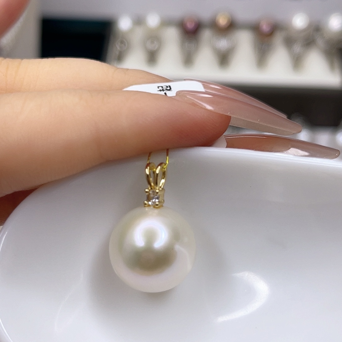 淡水珍珠合金吊坠(赠链)