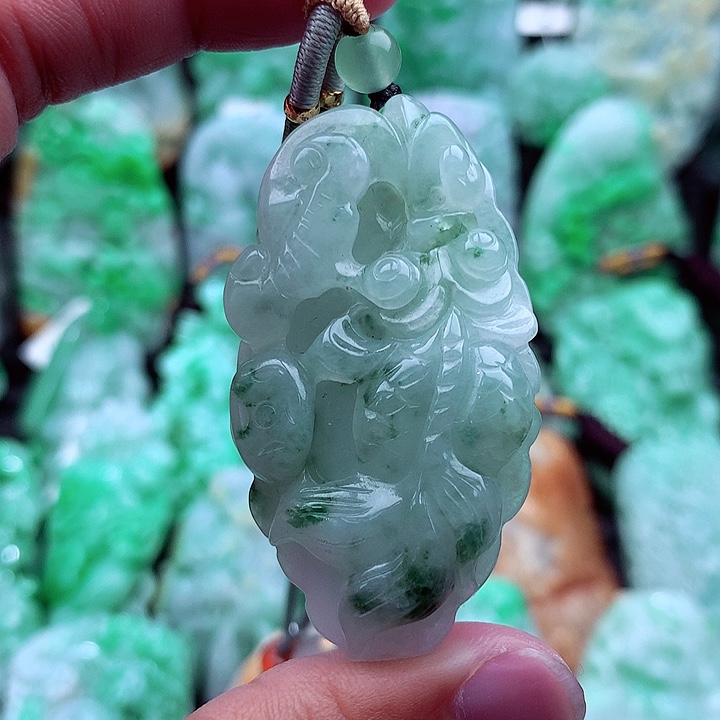 翡翠吊坠(不含链)未镶嵌