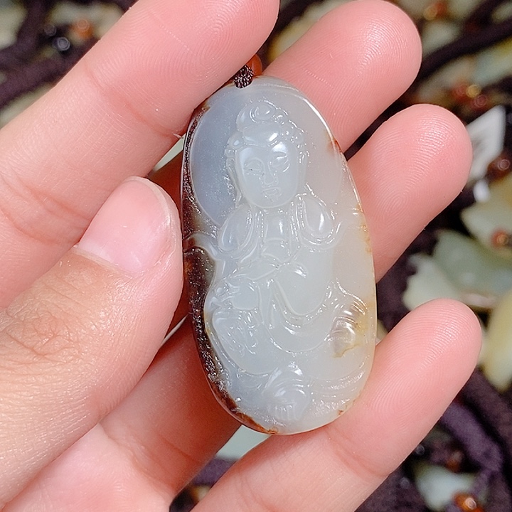 和田玉未镶嵌颈饰