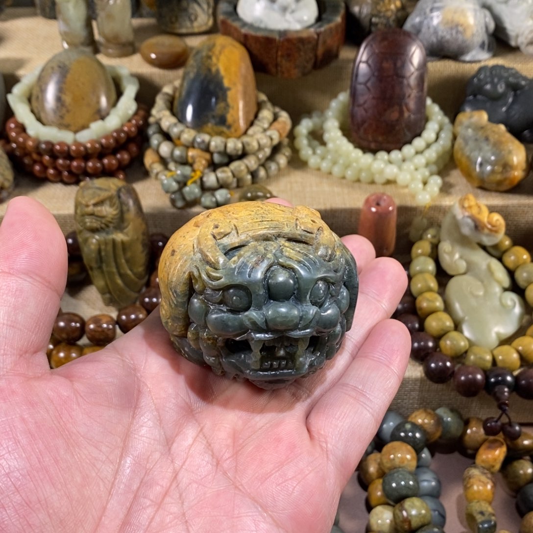 岫岩河磨玉（透闪石质玉）未镶嵌挂件