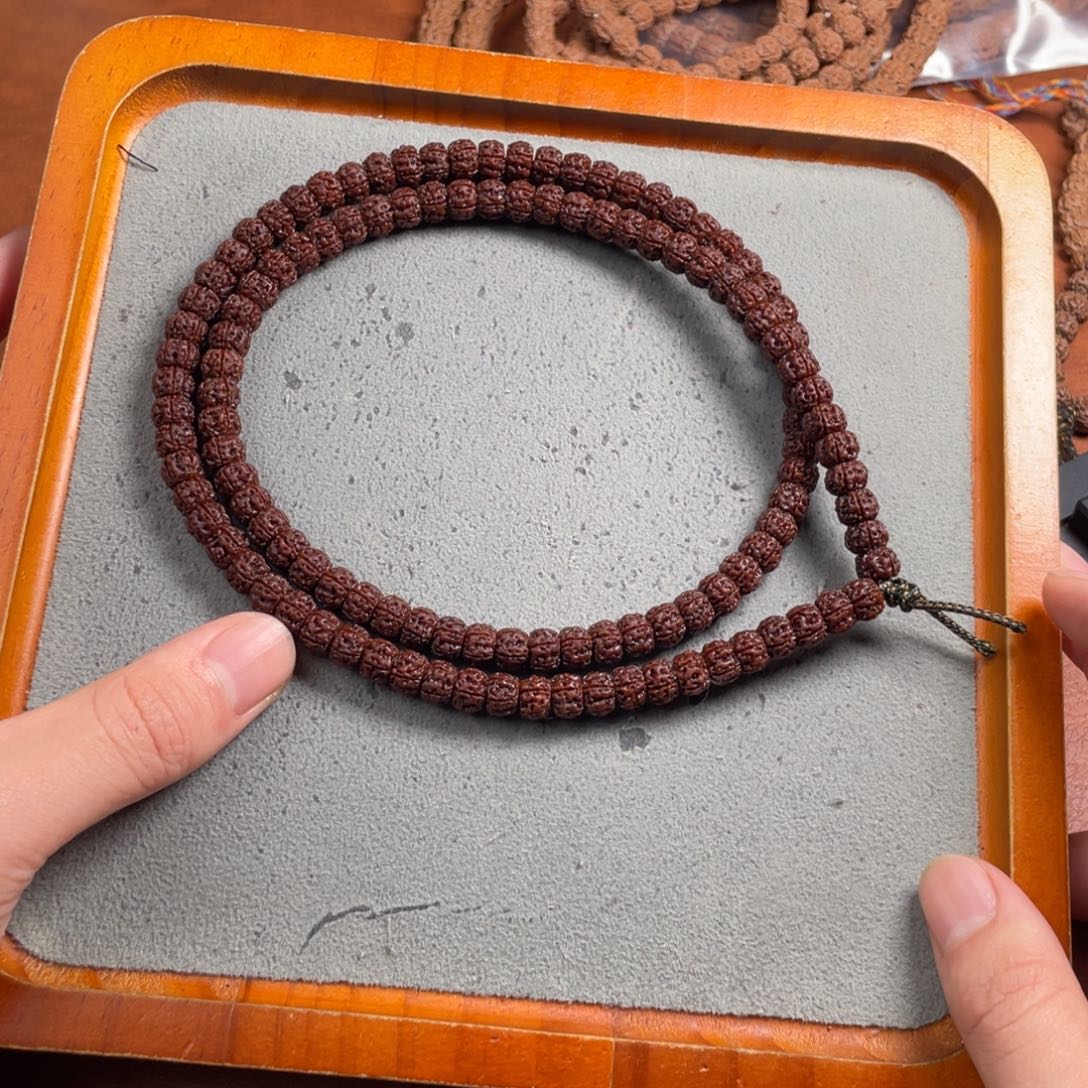 L***x吊坠金刚菩提藏切盘龙108尺寸8