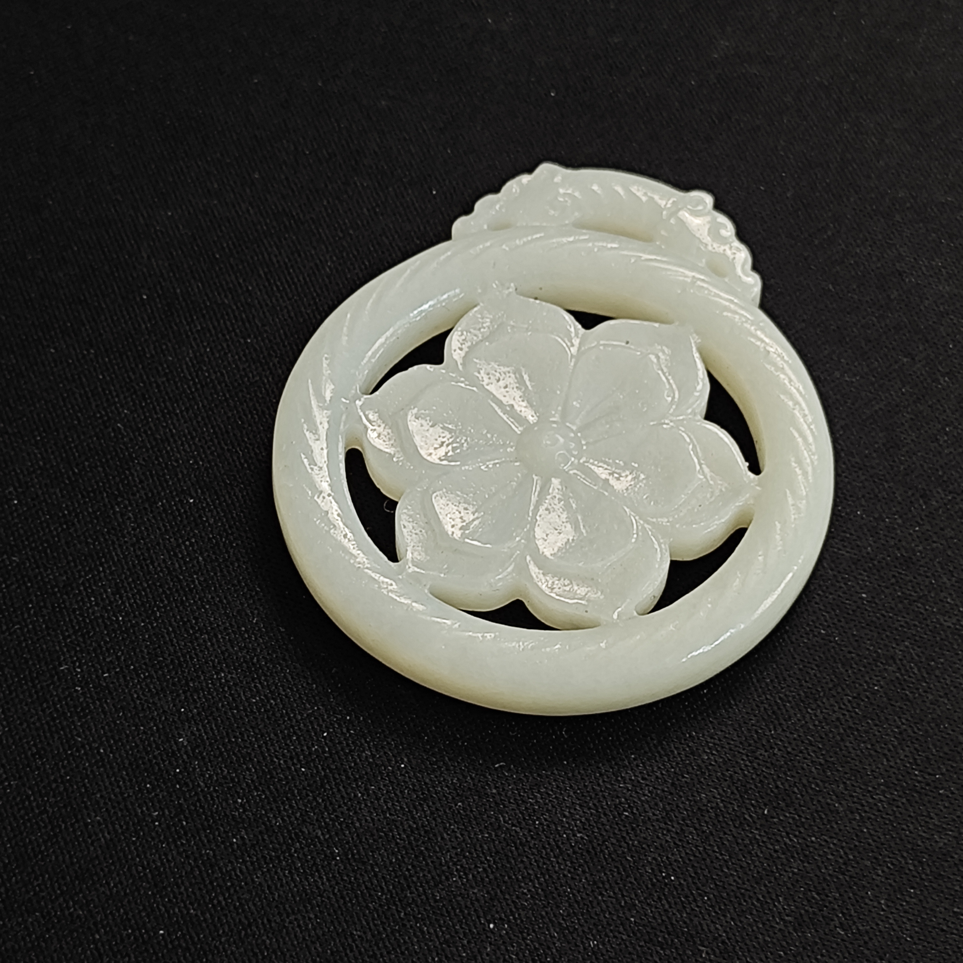 RC0922创汇期和田白玉花型佩