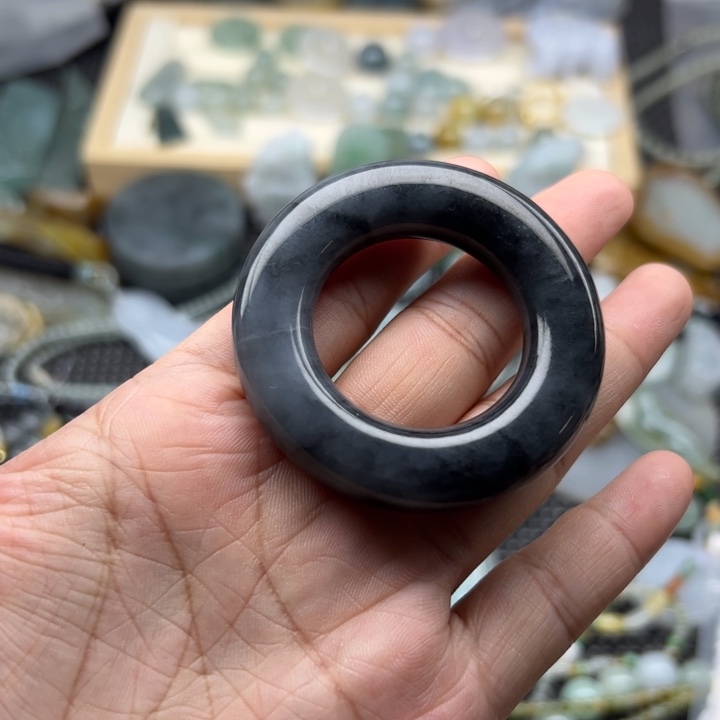 翡翠挂件未镶嵌平安环