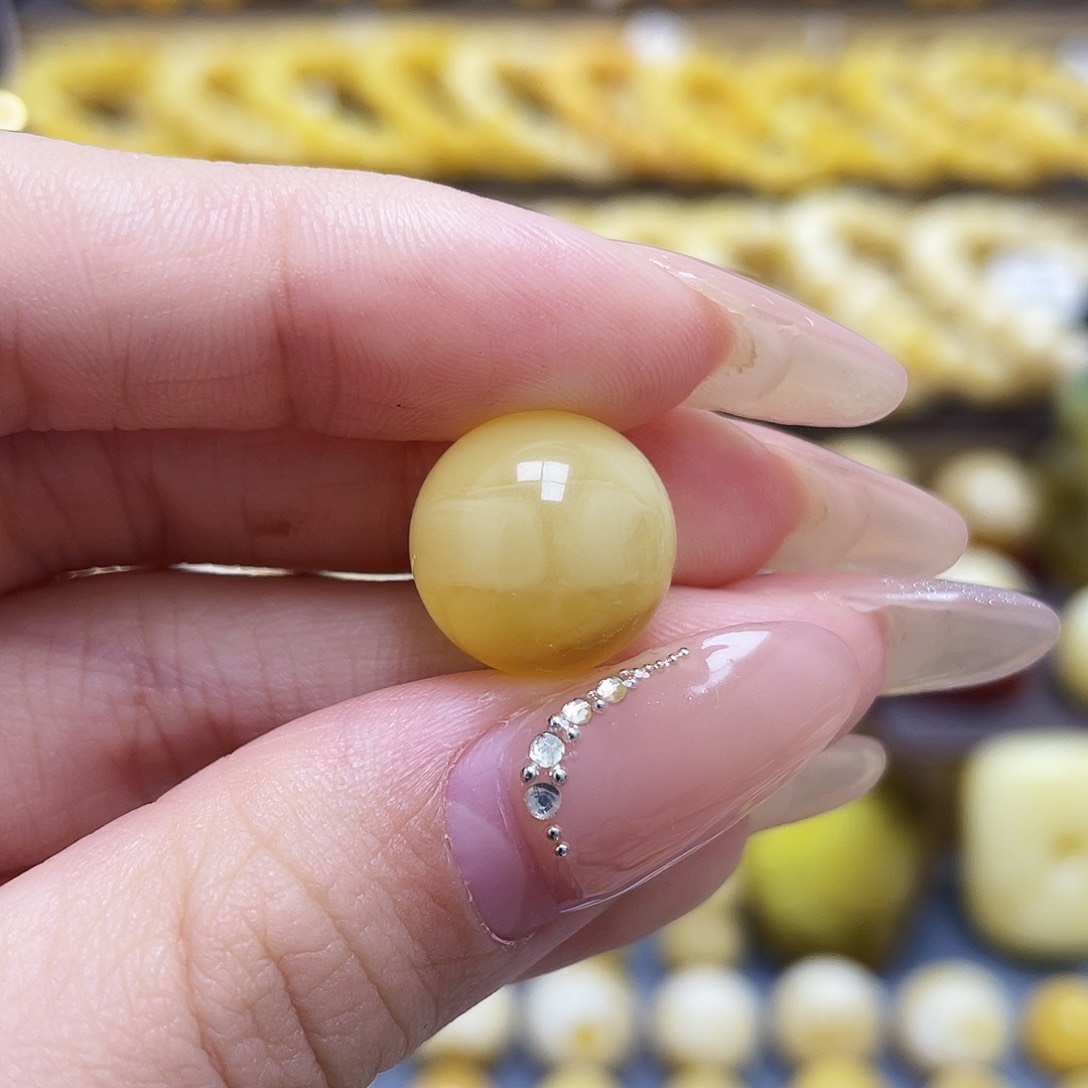 未镶嵌琥珀裸石14mm圆珠