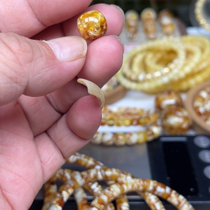 琥珀未镶嵌裸石70号