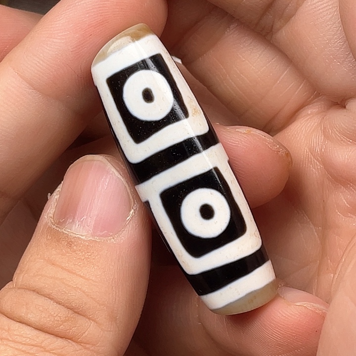 玛瑙/玉髓颈饰未镶嵌揽***。