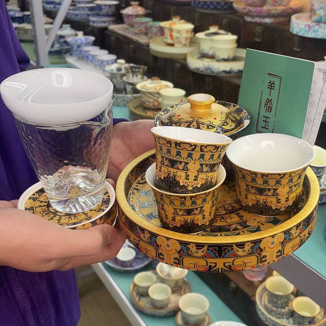 祝我们成为更好的人