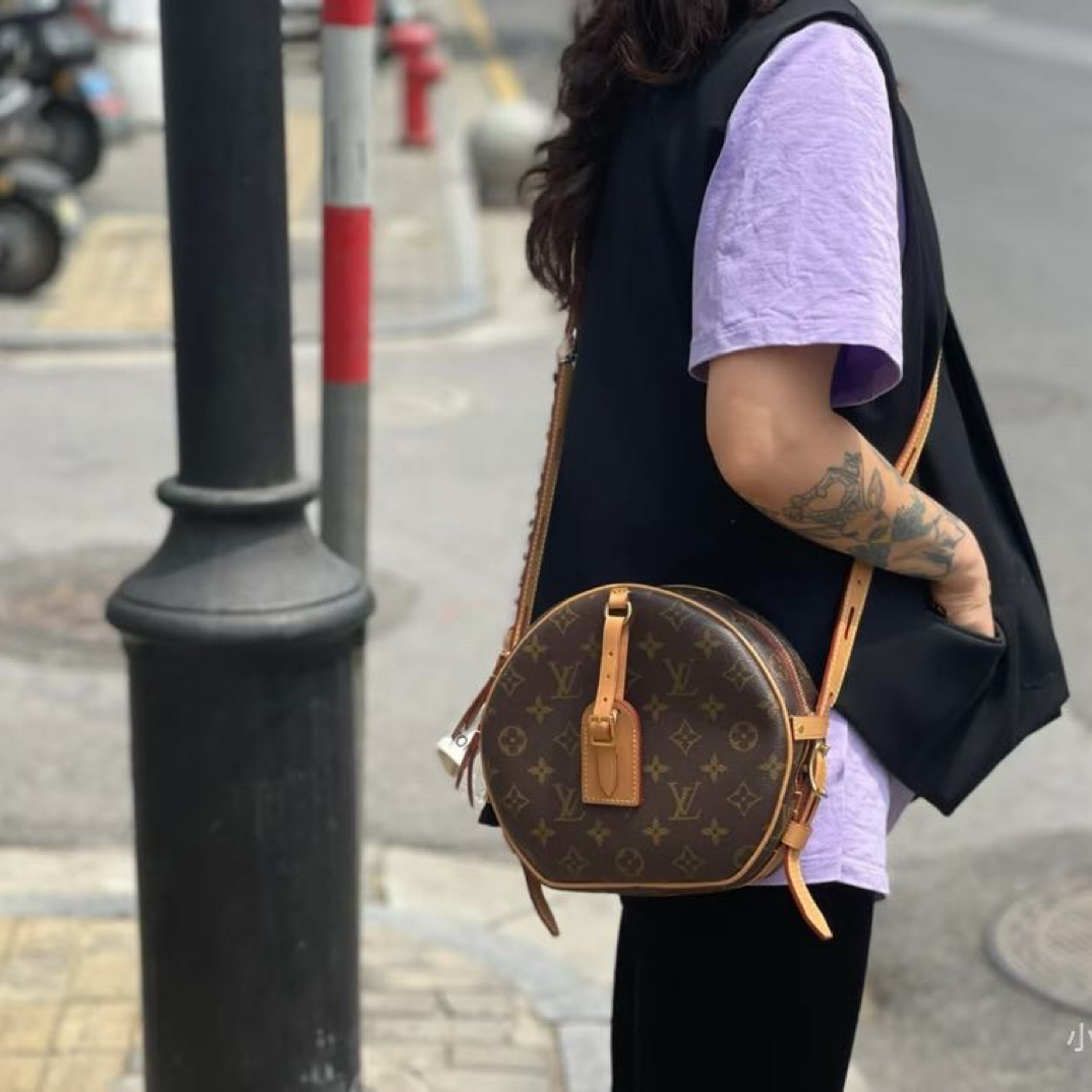 99新 LouisVuitton/路易威登 大圆饼斜挎包/5450