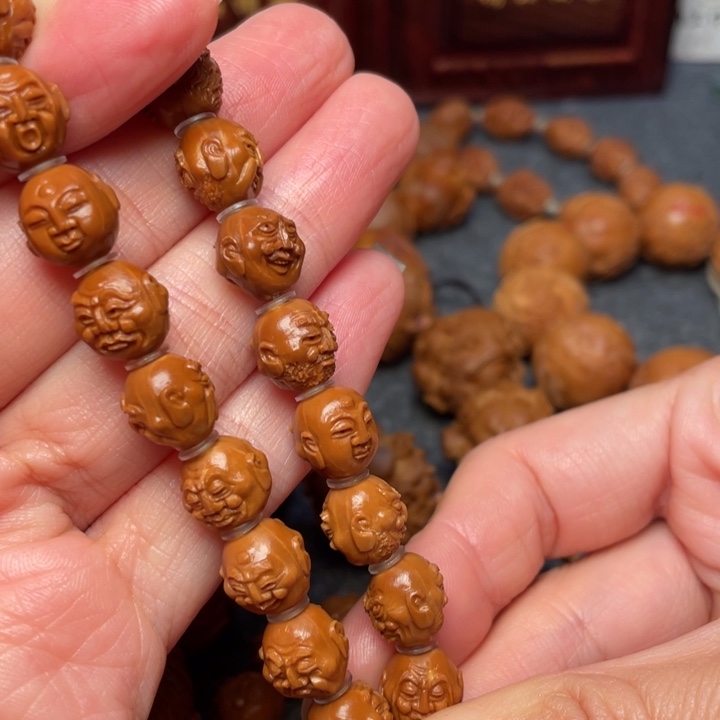 橄榄核吊坠古**天橄榄核