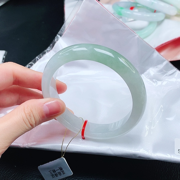 翡翠手镯未镶嵌缅甸天然a货手镯56+