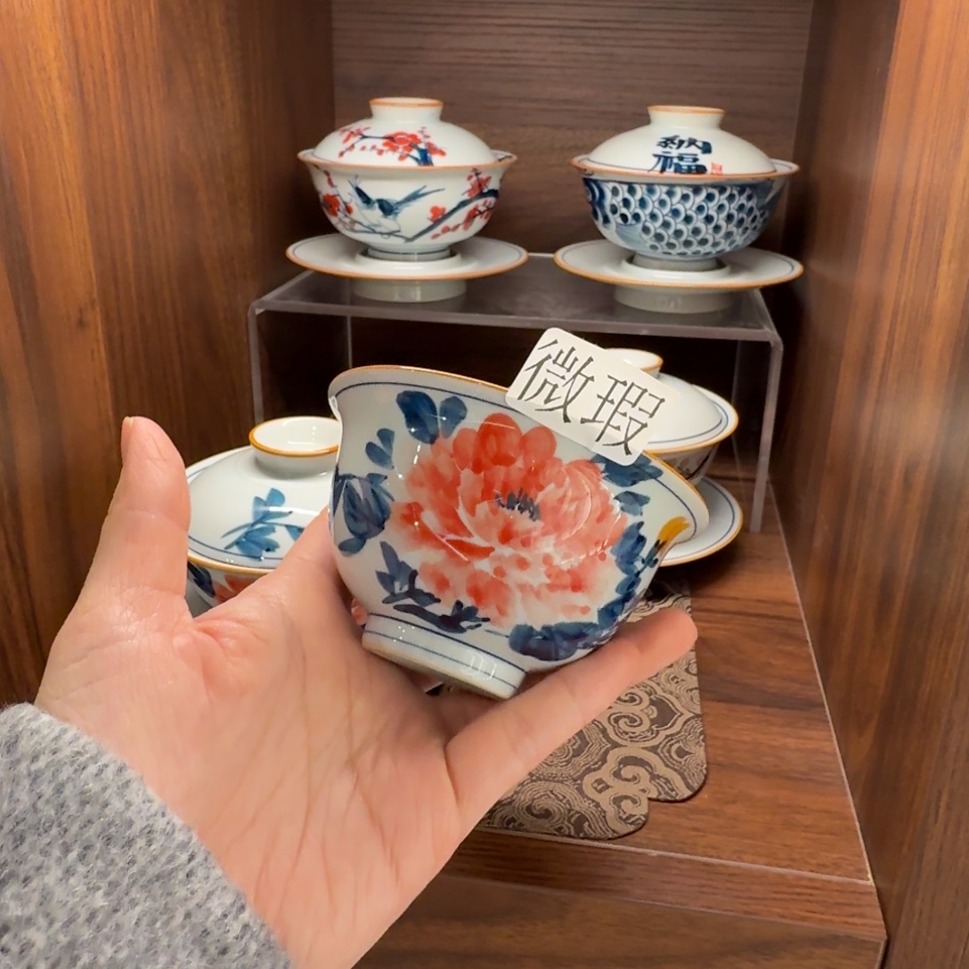 釉下手绘茶具微瑕