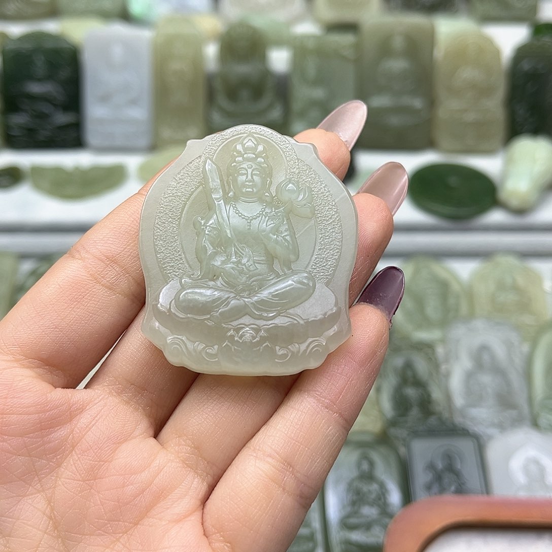 和田玉颈饰未镶嵌?*