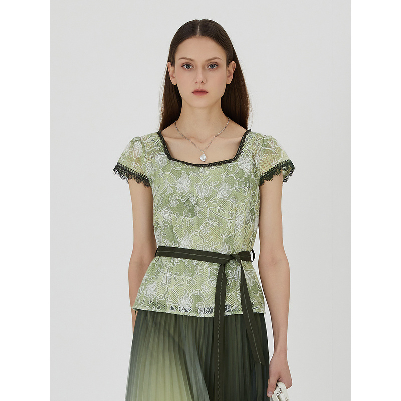 【诗语】莱芙艾迪儿针织短袖上衣1E2S23003