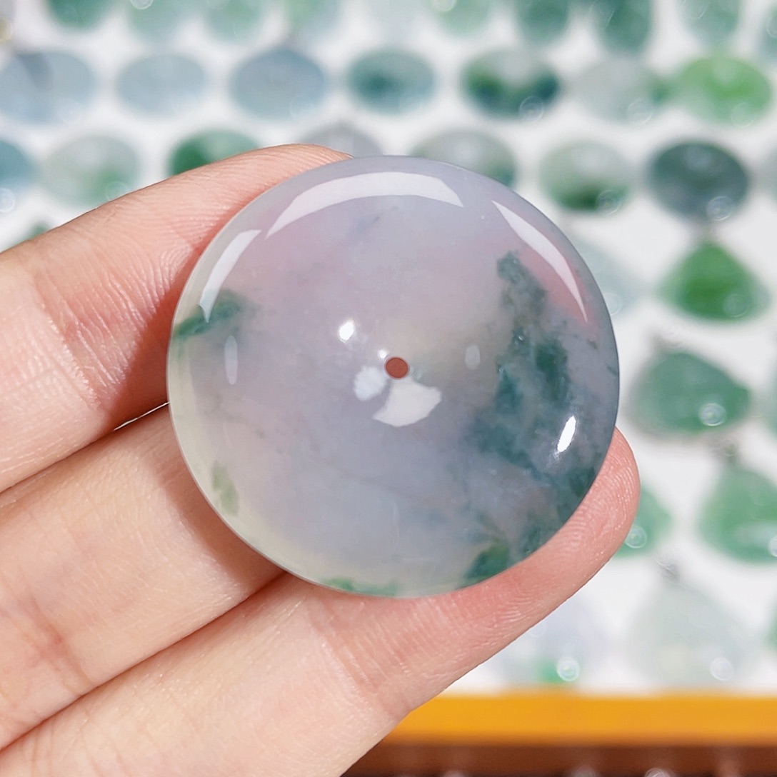 颈饰未镶嵌翡翠吊坠