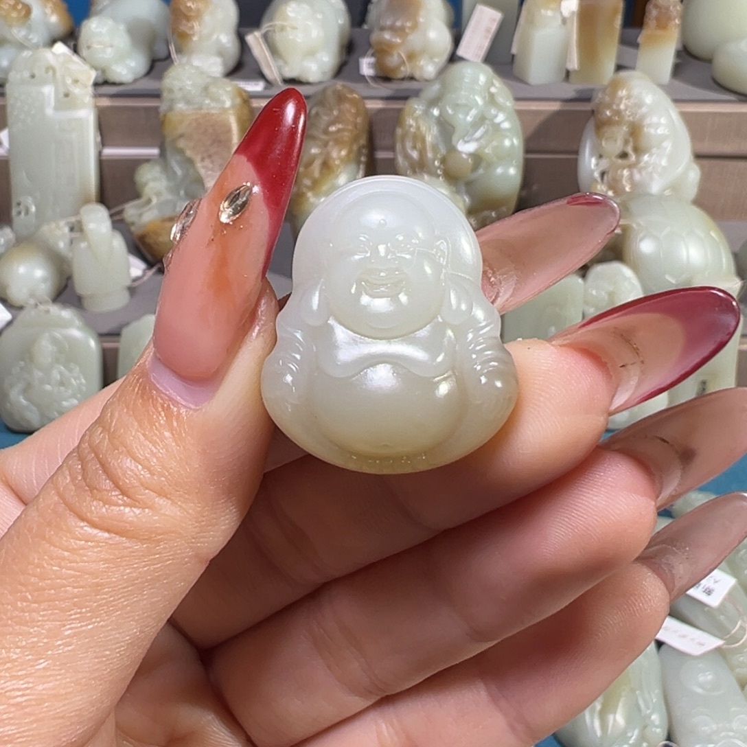 和田玉（糖玉）未镶嵌颈饰