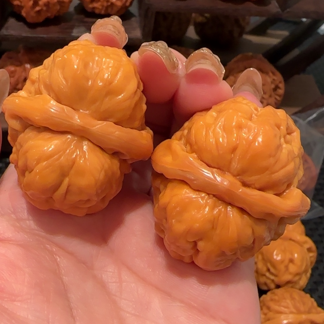 桃核吊坠蛤蟆头37精品918