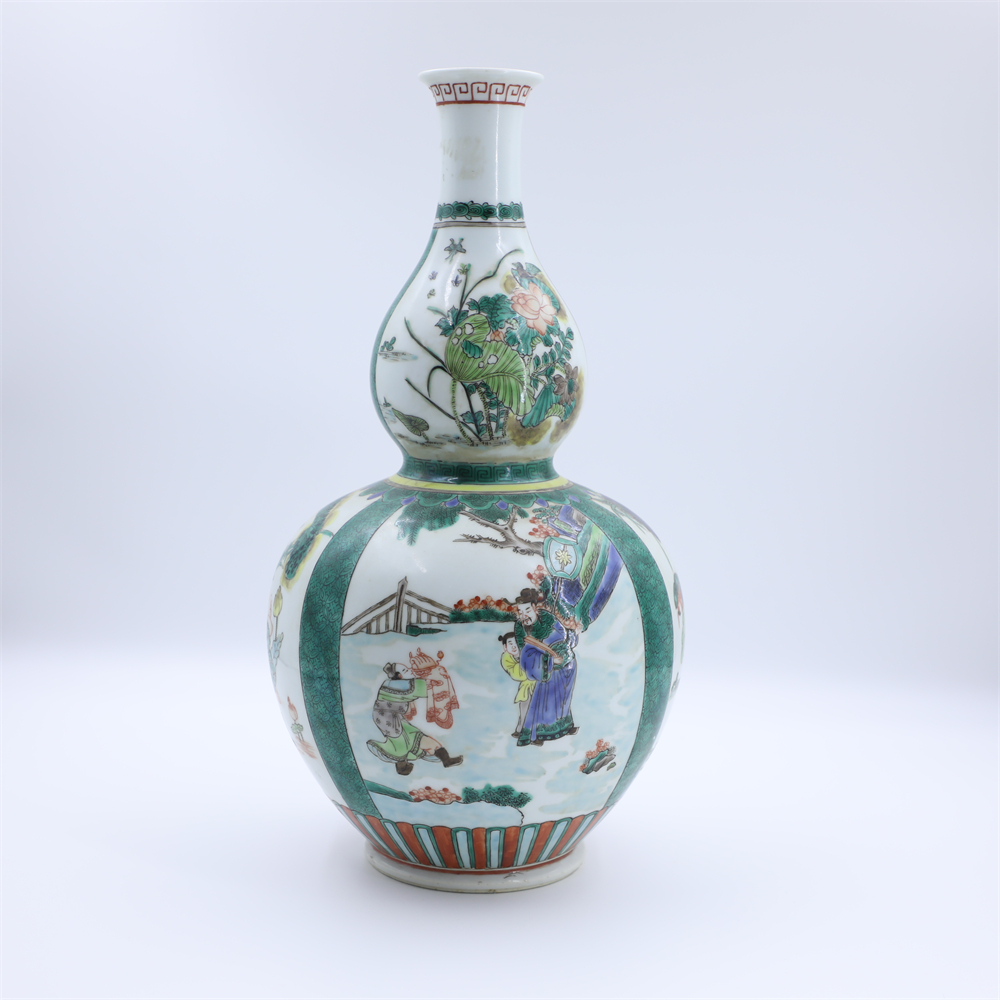 瓷器/五彩开窗加官进爵清廉纹葫芦瓶LOT3757