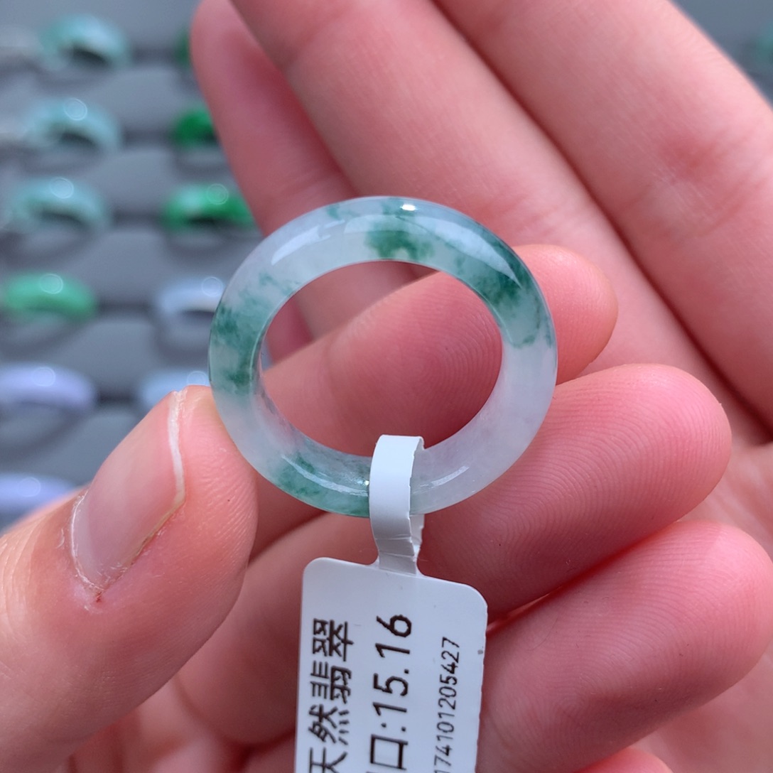 翡翠戒指未镶嵌天然