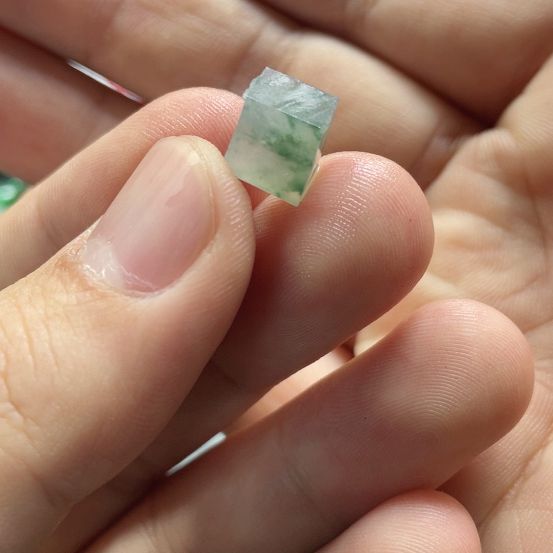 定制翡翠未镶嵌翡翠