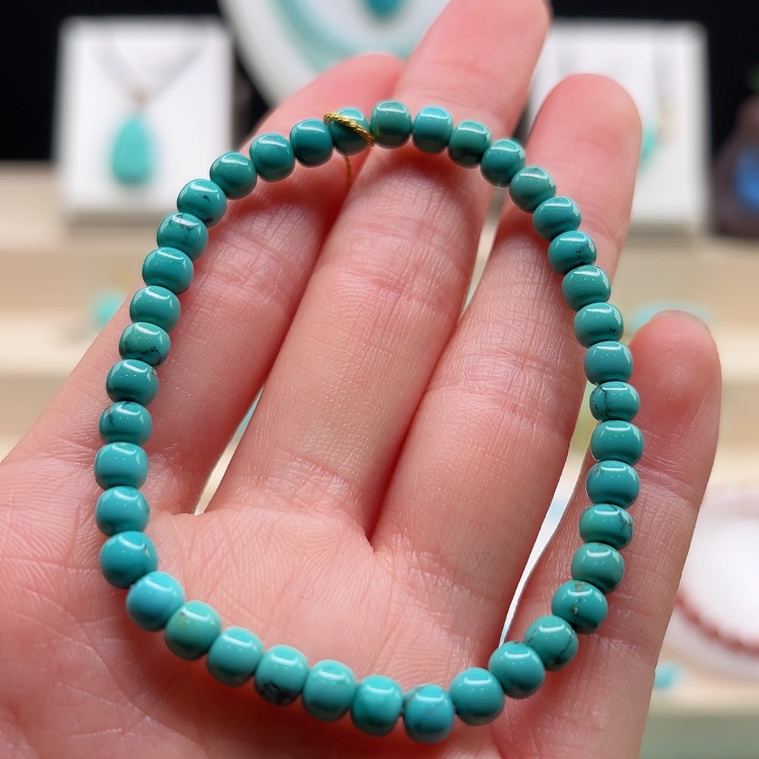 绿松石配饰未镶嵌