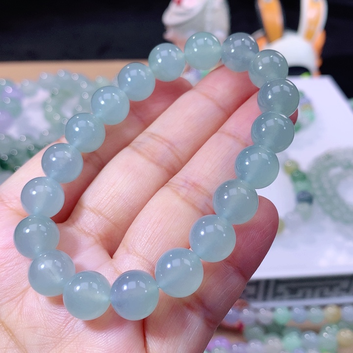 翡翠手链未镶嵌翡翠