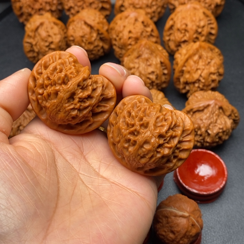 【闪购商品】文玩核桃把件41宫灯