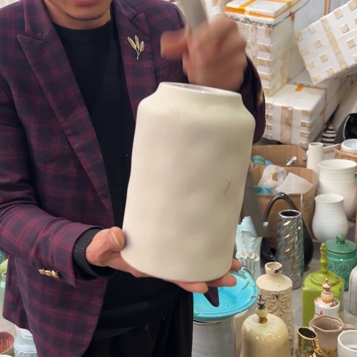 瓶高度20厘米口径7厘米微瑕捡漏摩擦