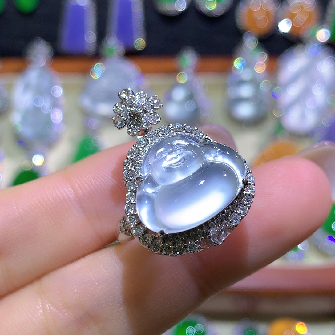 翡翠18K金镶嵌戒指玻璃种炸光吊坠戒指