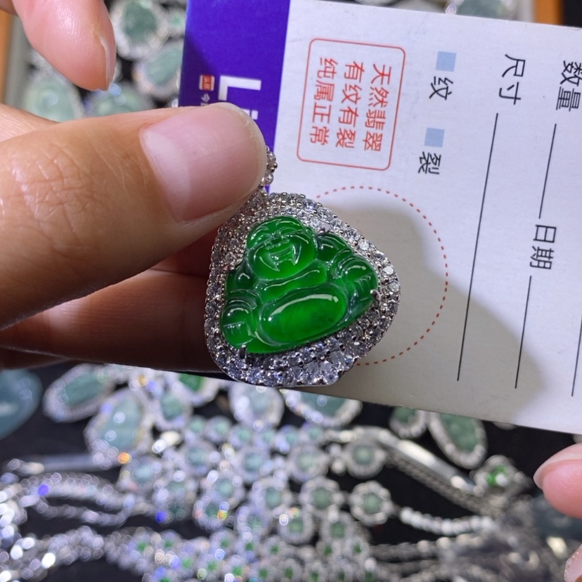 【闪购商品】翡翠未镶嵌颈饰天然