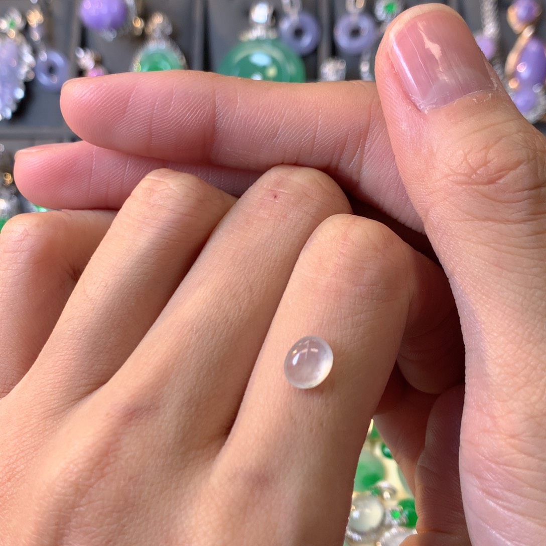 翡翠颈饰未镶嵌裸石