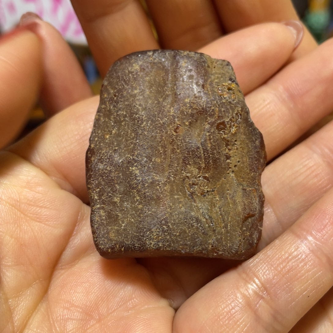 定制琥珀未镶嵌四****）原石