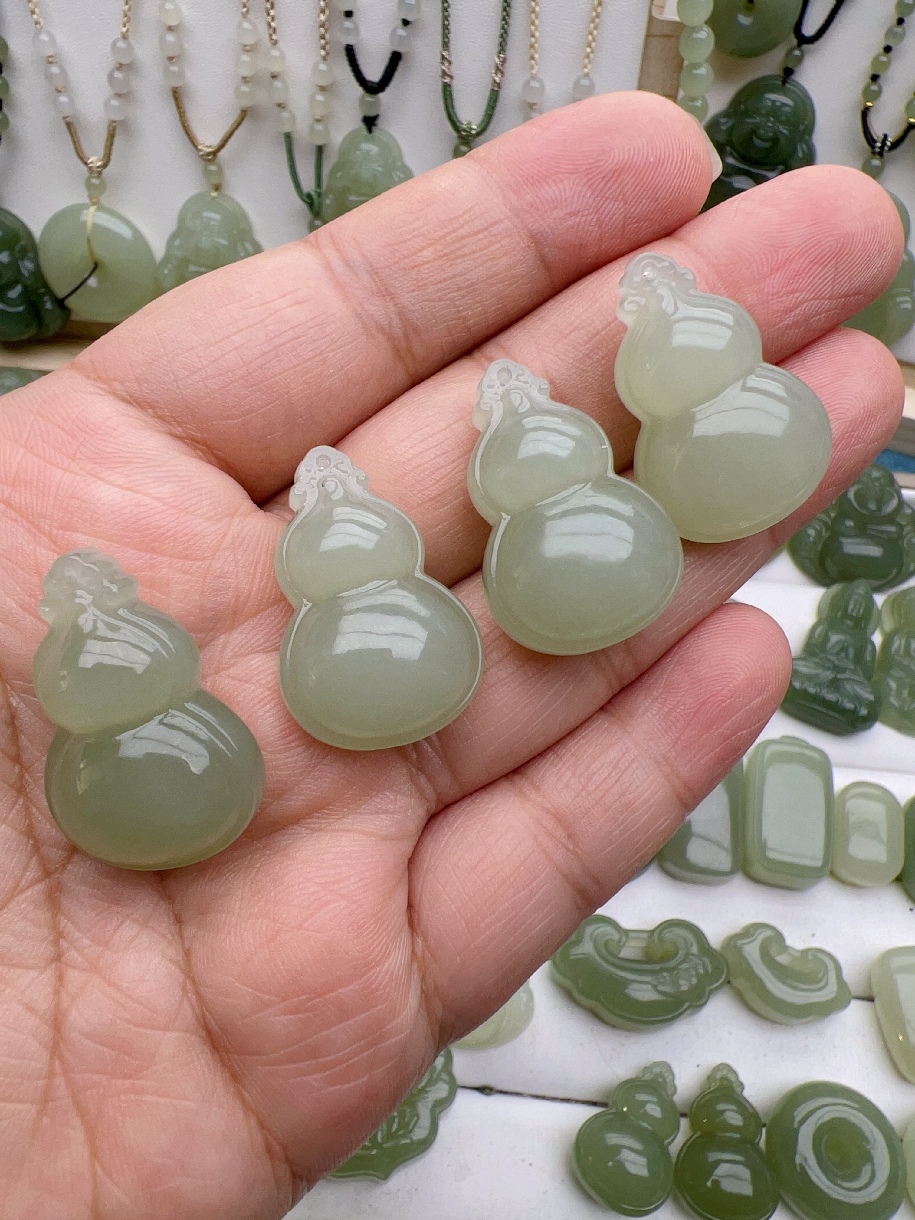 【精品】天然和田玉玉葫芦吊坠宝葫芦立体雕刻气质百搭配绳男女款