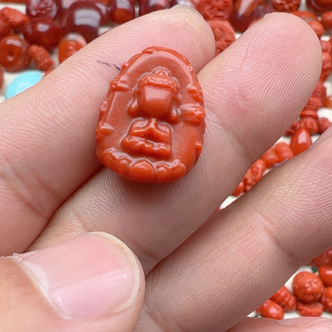 南红玛瑙配饰未镶嵌