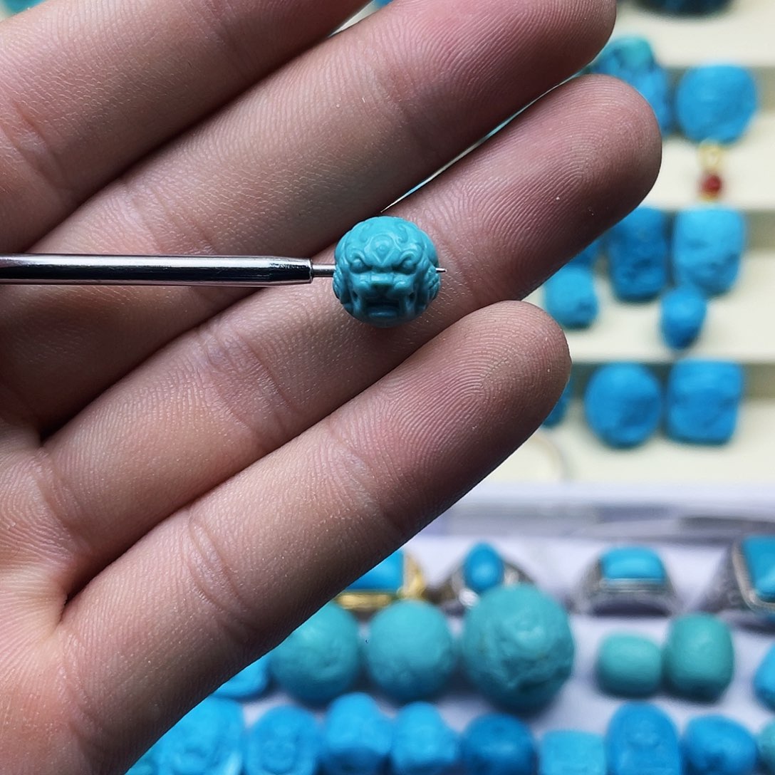 未镶嵌绿松石珠宝奇石