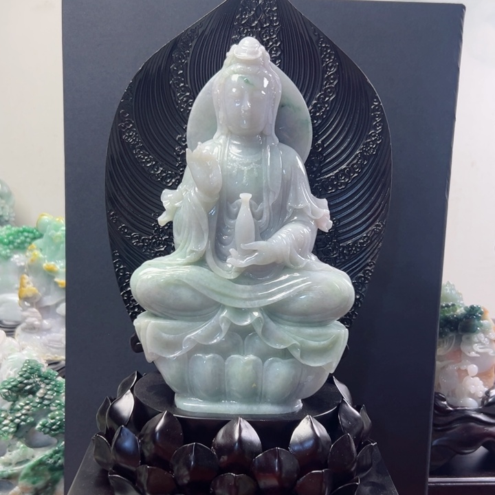翡翠摆件未镶嵌翡翠