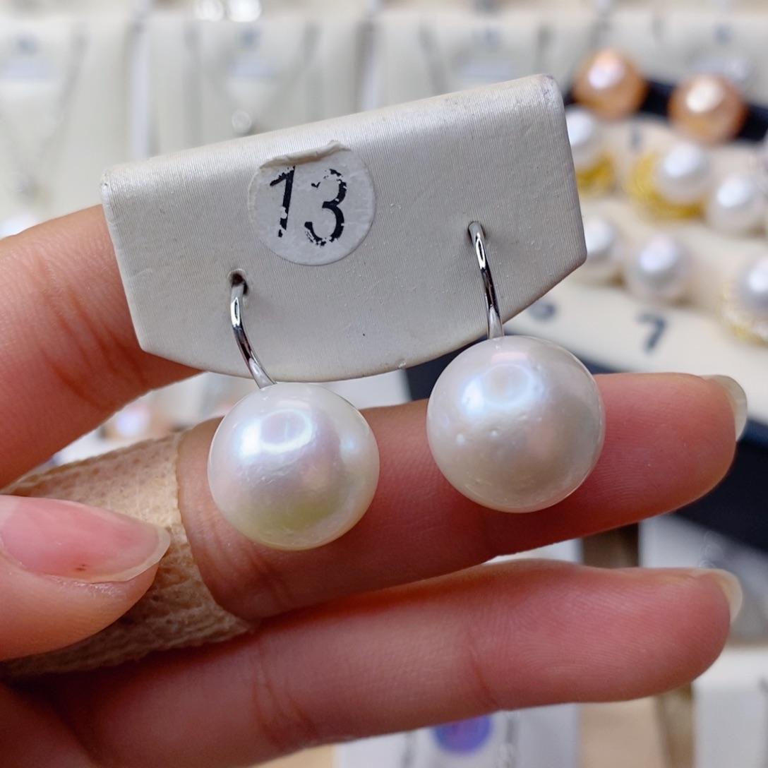 淡水珍珠耳饰合金