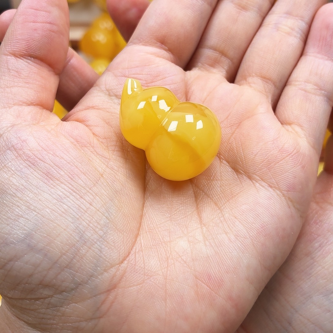 蜜蜡未镶嵌颈饰焦皮妖花葫芦