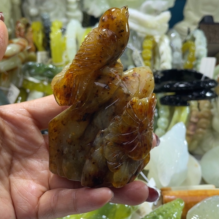 岫玉未镶嵌摆件喜鹊