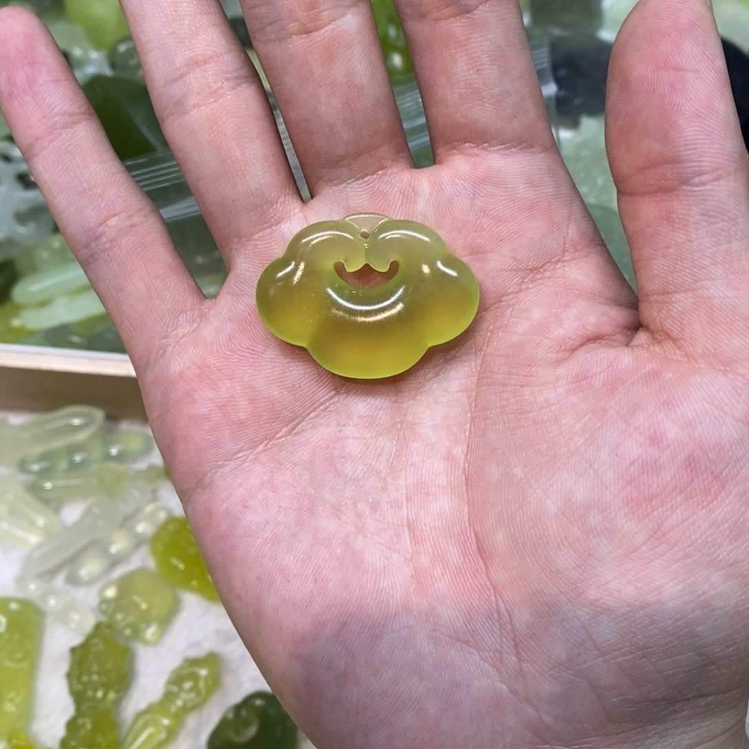 陌***青岫玉未镶嵌吊坠(不含链)