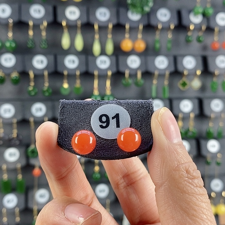 南红玛瑙耳饰18K金镶嵌