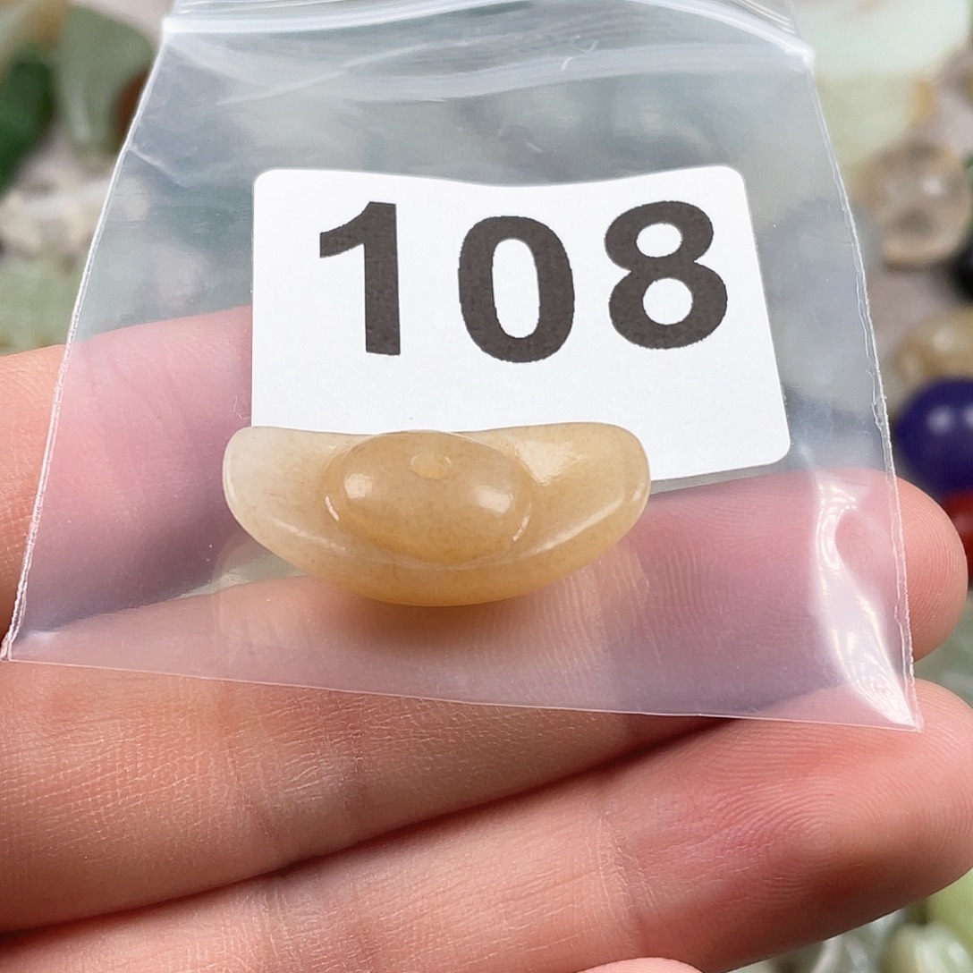 和田玉（糖玉）颈饰未镶嵌