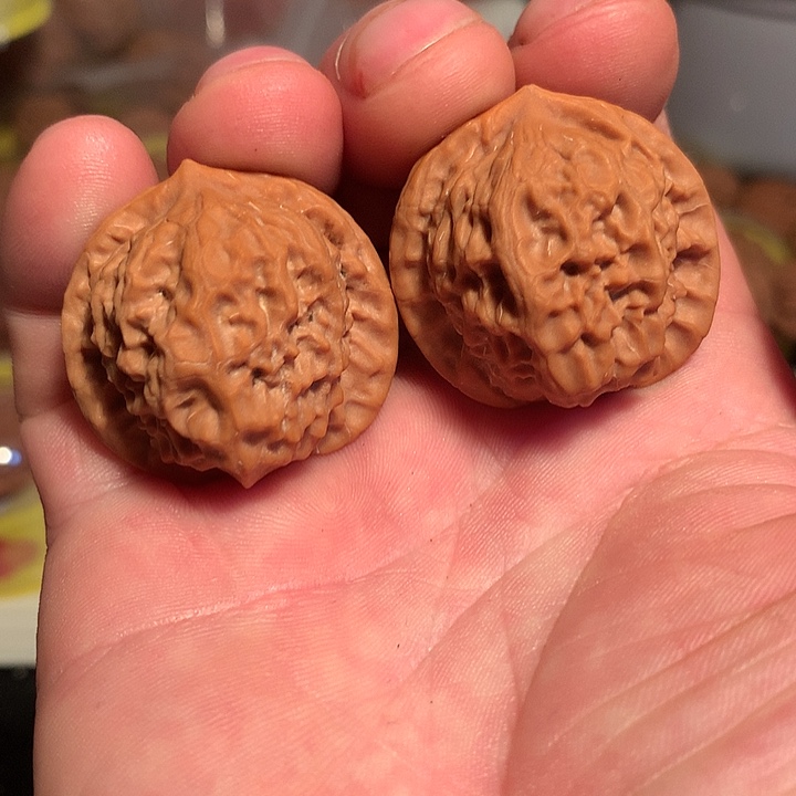 吊坠文玩核桃瓷娃娃35