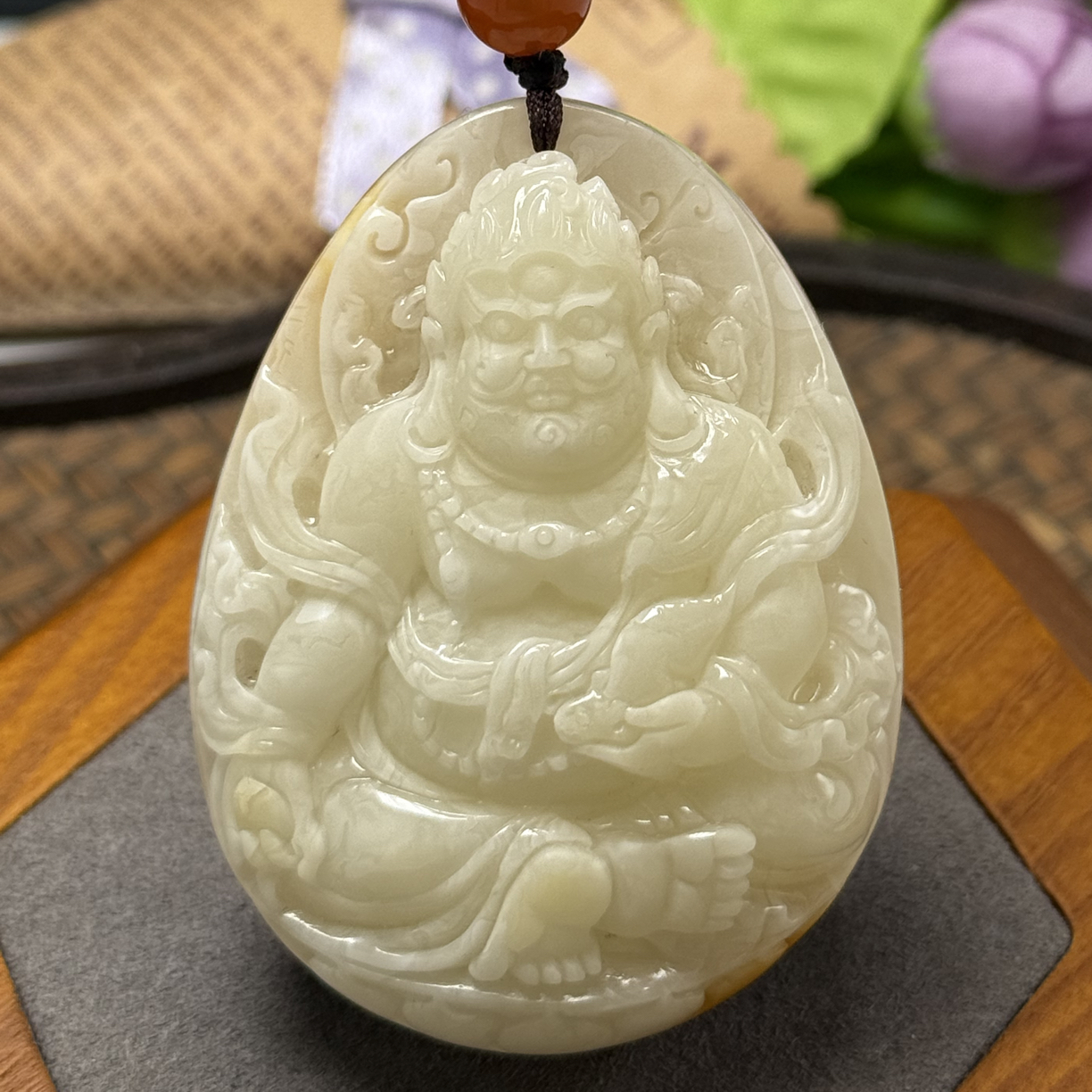 纯天然原矿蜜蜡黄财神白蜡大师精工雕刻大气双面百搭吊坠男女同款