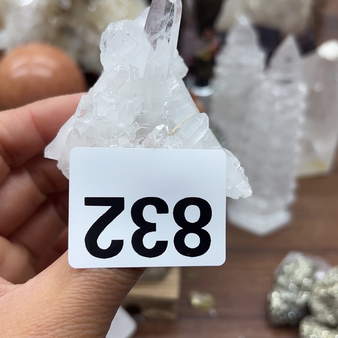 W***薇水晶大型摆件（非配饰）未镶嵌