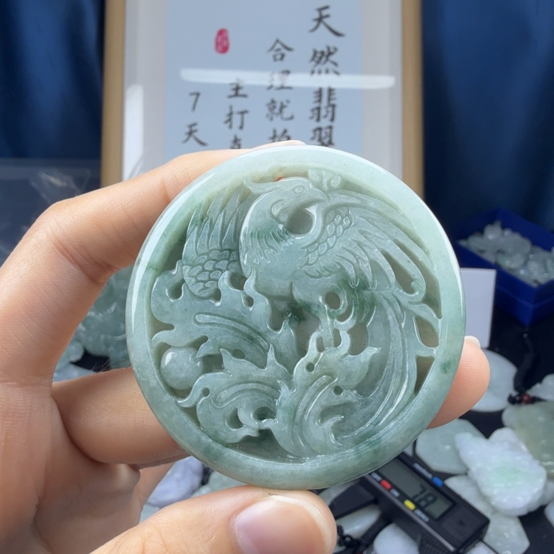 翡翠未镶嵌颈饰翡翠
