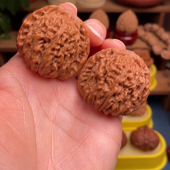 文玩核桃把件汉高楼42