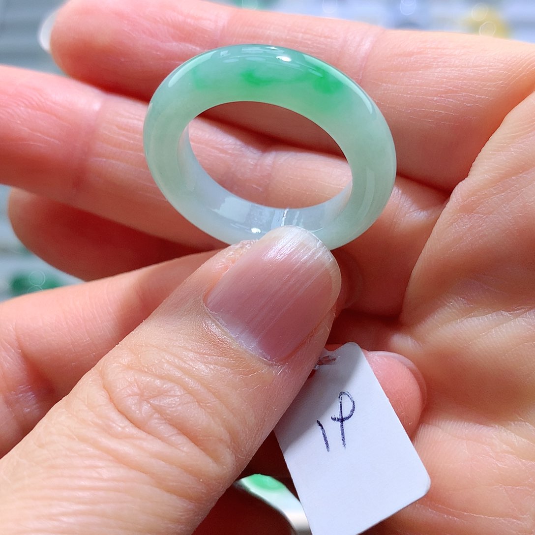 翡翠戒指未镶嵌19号