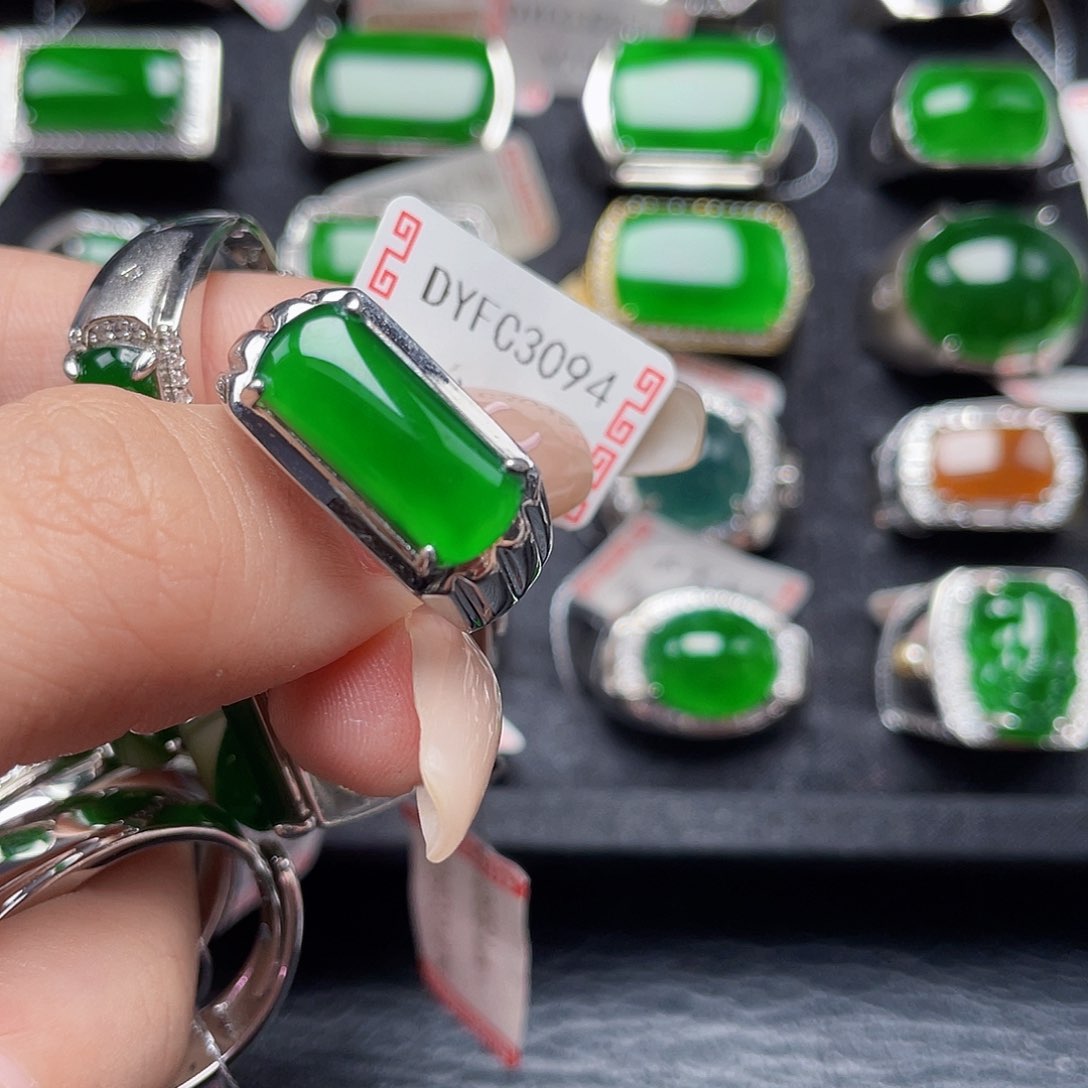 翡翠戒指银S925镶嵌逆**行编号3094没有运费险